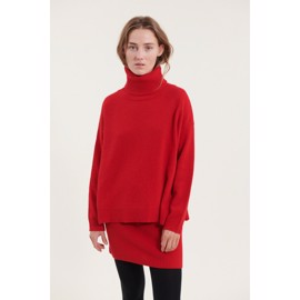 Lise Short T-Neck High Risk Red